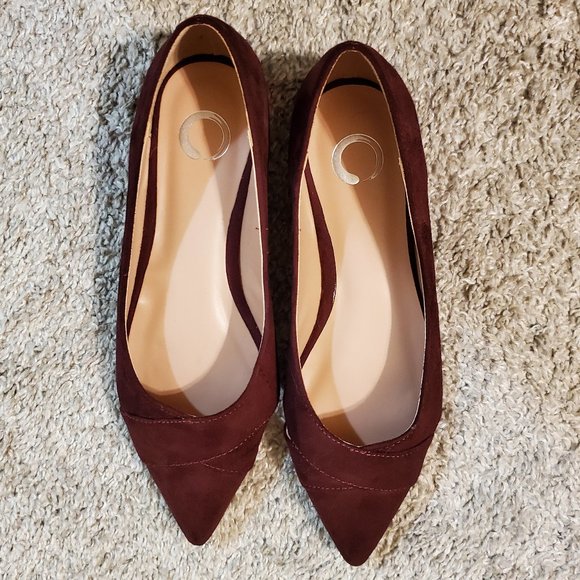 Journee burgundy suede flats - Picture 1 of 3
